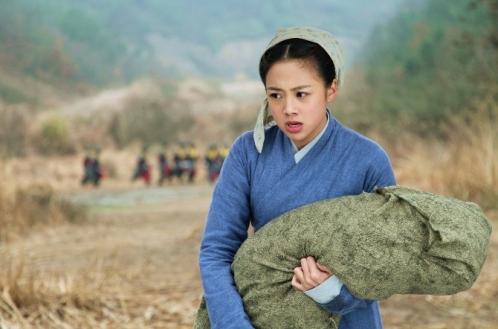 陆丹娘最后牺牲了, 何丹娘为救陆贞跟小皇子,独自一人引开娄氏的追兵