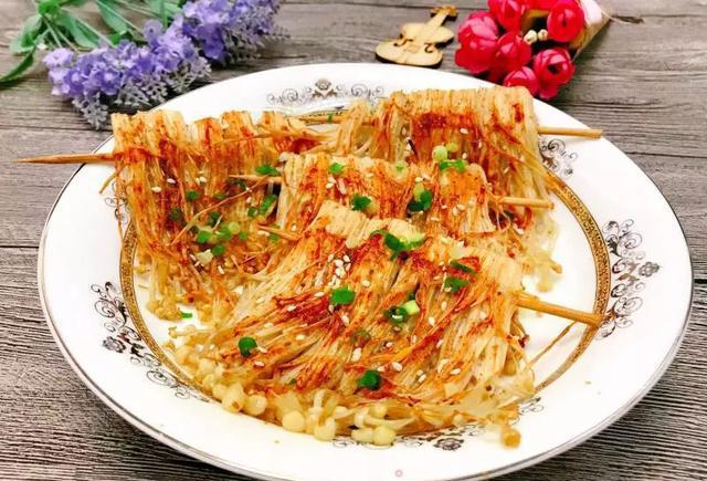 烤金针菇:零技巧超简单,香辣劲道,完爆烧烤摊