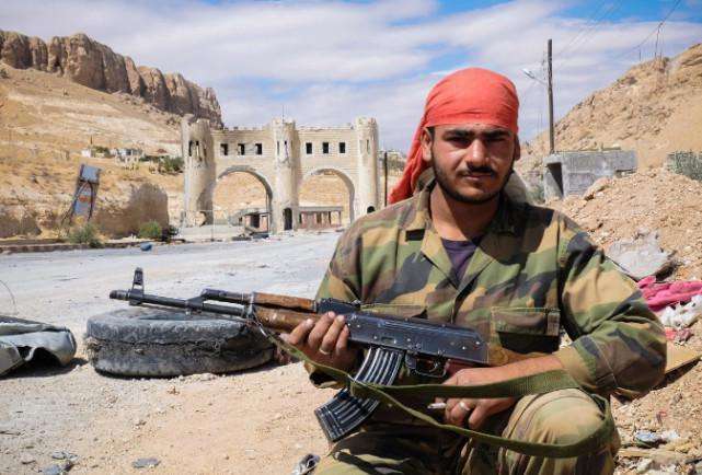 叙利亚政府军在解放区大受欢迎,征兵点排起了长队,这说明了什么