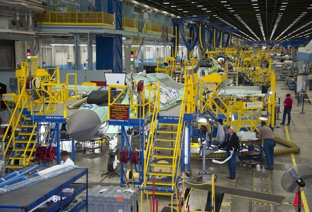 歼20采购数量不单单是造价问题没巨额军费支撑只能一年造24架