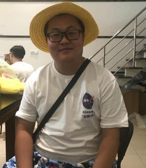 带带大师兄发视频"哭诉":求求你们不要再带我节奏了