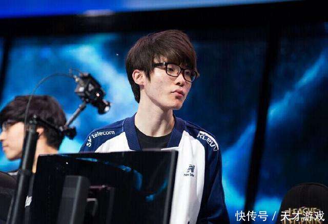 小狗虽是继飞科后被lol官方当头像的选手,但还是比不上大魔王|lol|德