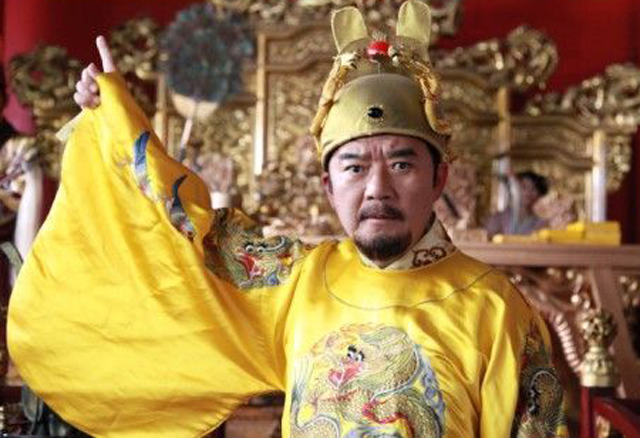 不仅杀功臣,连嫔妃也不放,其实不是这样的|朱元璋|嫔妃|朱标_新浪新闻