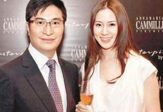 山西富豪李兆会和前妻车晓离婚后再娶明星做老婆