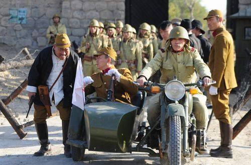 史上最牛汉奸,吃日本人的饭娶日本老婆,却用8个字葬送2万日本兵