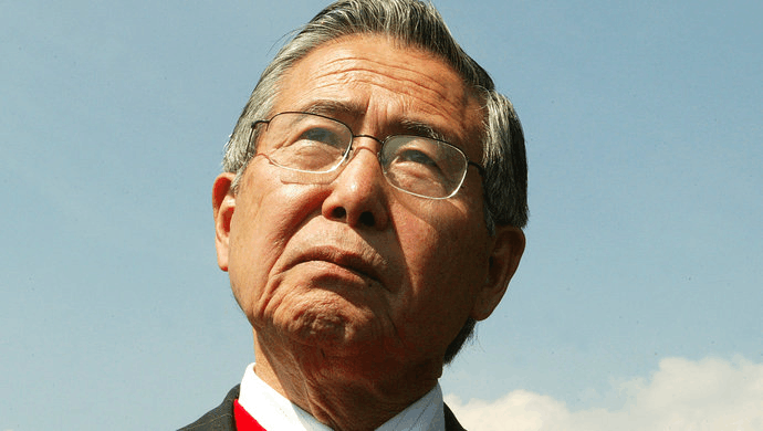 下场最悲催的总统, "后宫"失火自食恶果, 被判入狱25年!