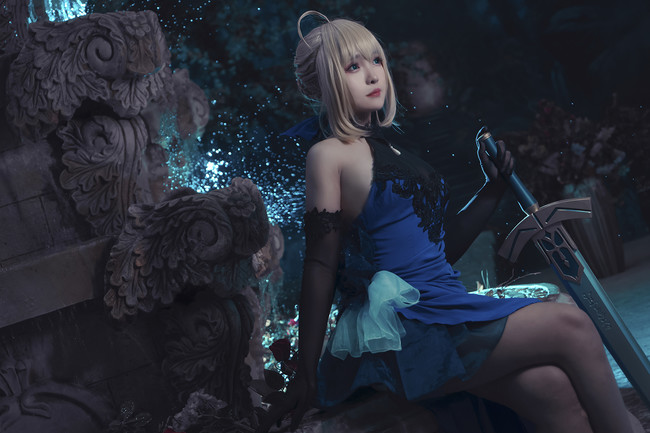 美丽小姐姐cosplayfatestaynight古不列颠传说中的亚瑟王