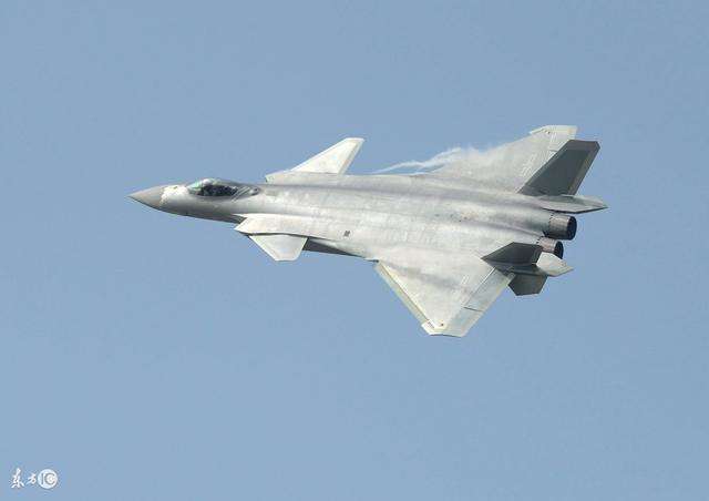 2017年世界最新现役战斗机排行榜, 苏-35排名