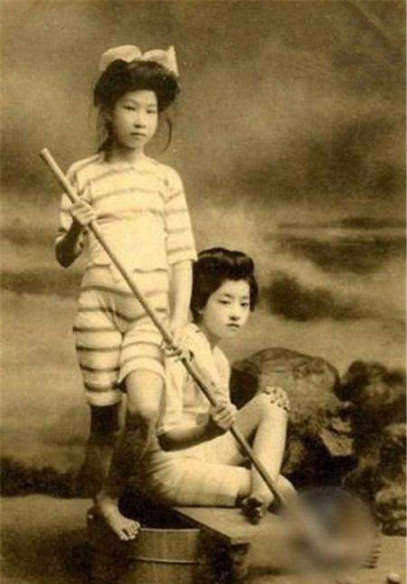 20年代日本女人老照片: 有一共同的特征, 图4女孩美得不像话|年代|女人|日本_新浪新闻