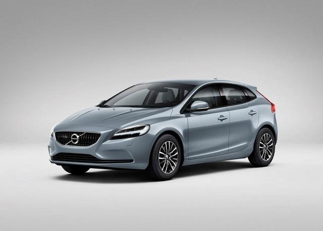 最便宜的三款四驱家轿,第三款6秒破百,第二款是多数人的选择!