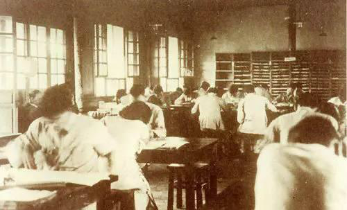 历史记忆老照片西南联大经历抗战洗礼的教育路