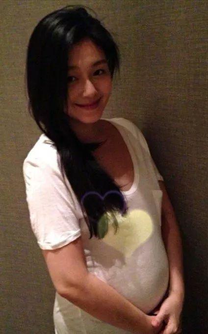 大s原订将在今天(28日)出席《我要当女一》担任嘉宾,因为身体不适临时