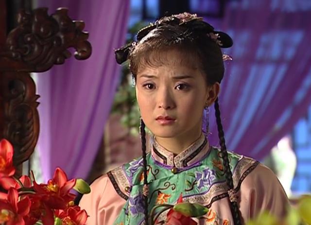 晴儿在剧中的8套衣服图5是初见箫剑时所穿最后一套紫薇也穿过