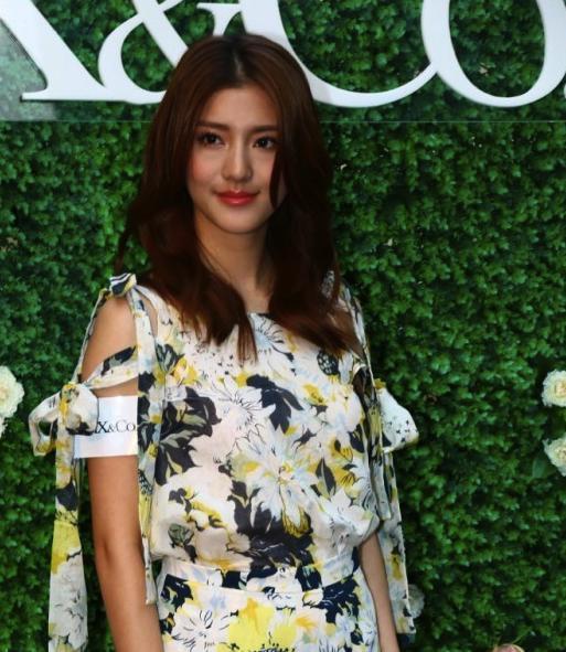 日前,林峰表示,目前已经与女友吴千语分手了,对此,很多网友还是表示