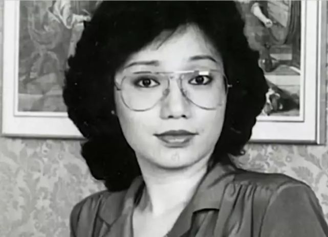 与赵雅芝争女一号,患病后被疑整容失败|程可为|赵雅芝|空姐_新浪新闻