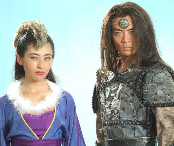 火云宫三圣之一,古经中说伏羲推演八卦,和女娲氏是兄妹,曾经共同帮助