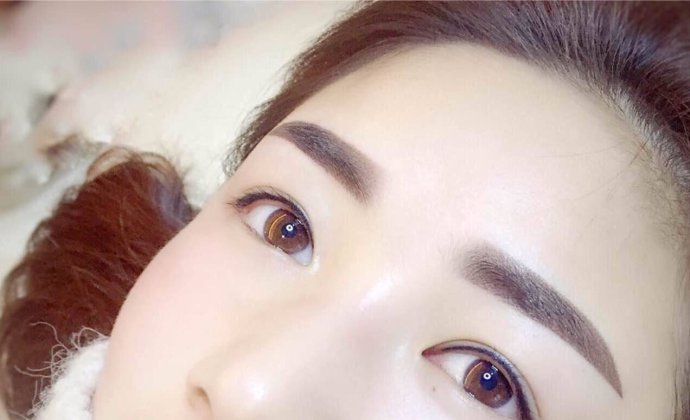 为什么越来越多的女性开始纹眉?纹眉真的好吗?