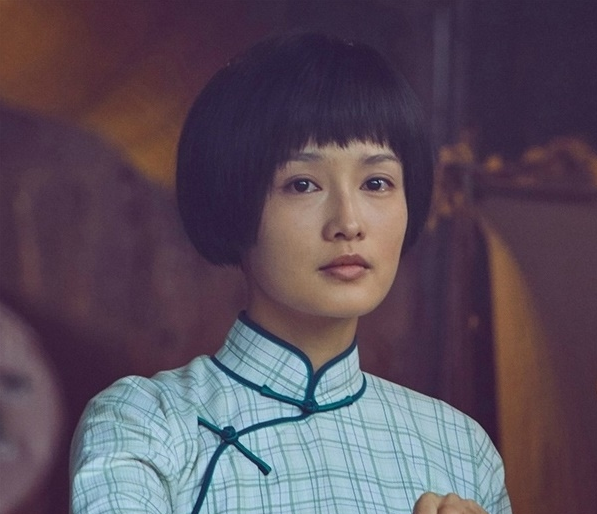 6,李沁齐刘海并不是现在独有的,在民国也是常见发型,李沁的扮相清纯又