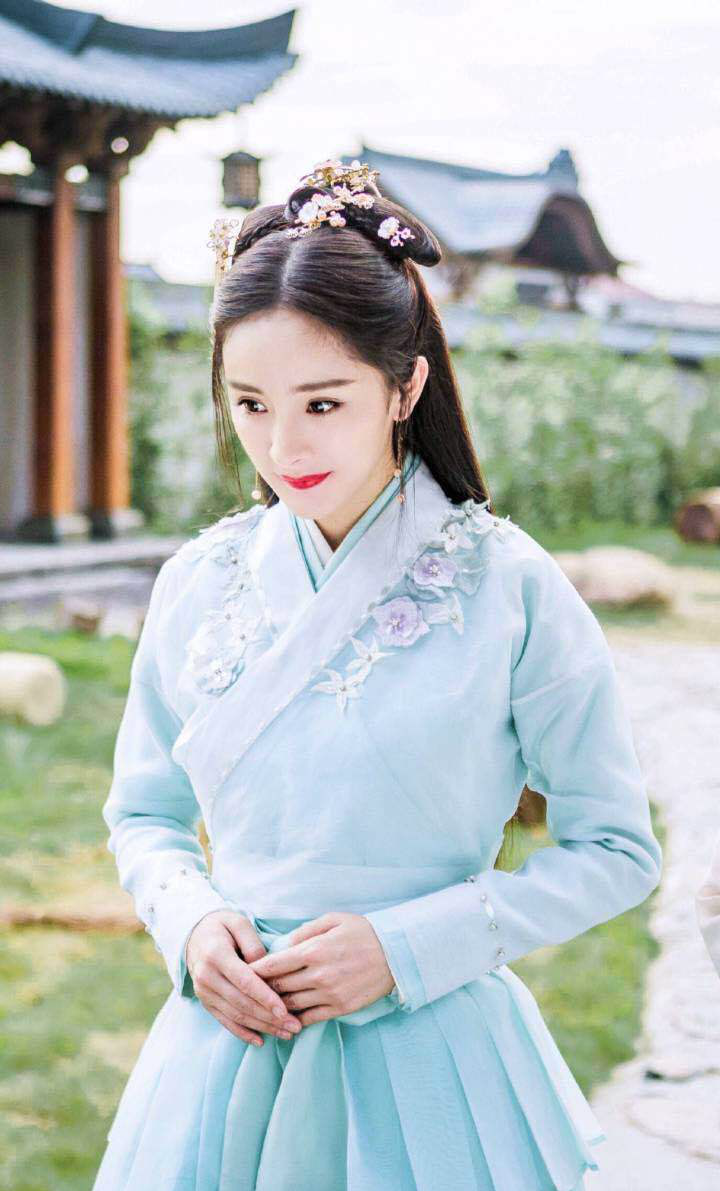 杨幂古装照大集合,美的无可挑剔,存起来|杨幂|古装|美的_新浪新闻
