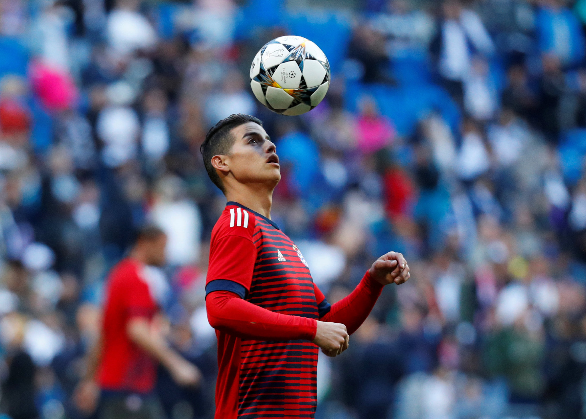 昨夜j罗重返伯纳乌四宫格.2018年5月1日,皇家马德里2-2拜仁慕尼黑