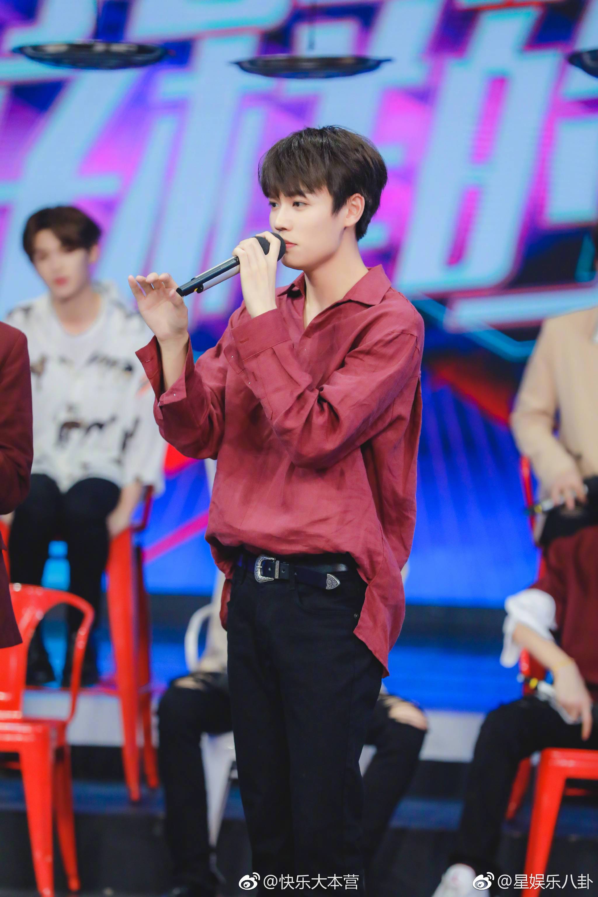 ninepercent快乐大本营预告林彦俊单人花絮图在冷俊俊和暖俊俊之间