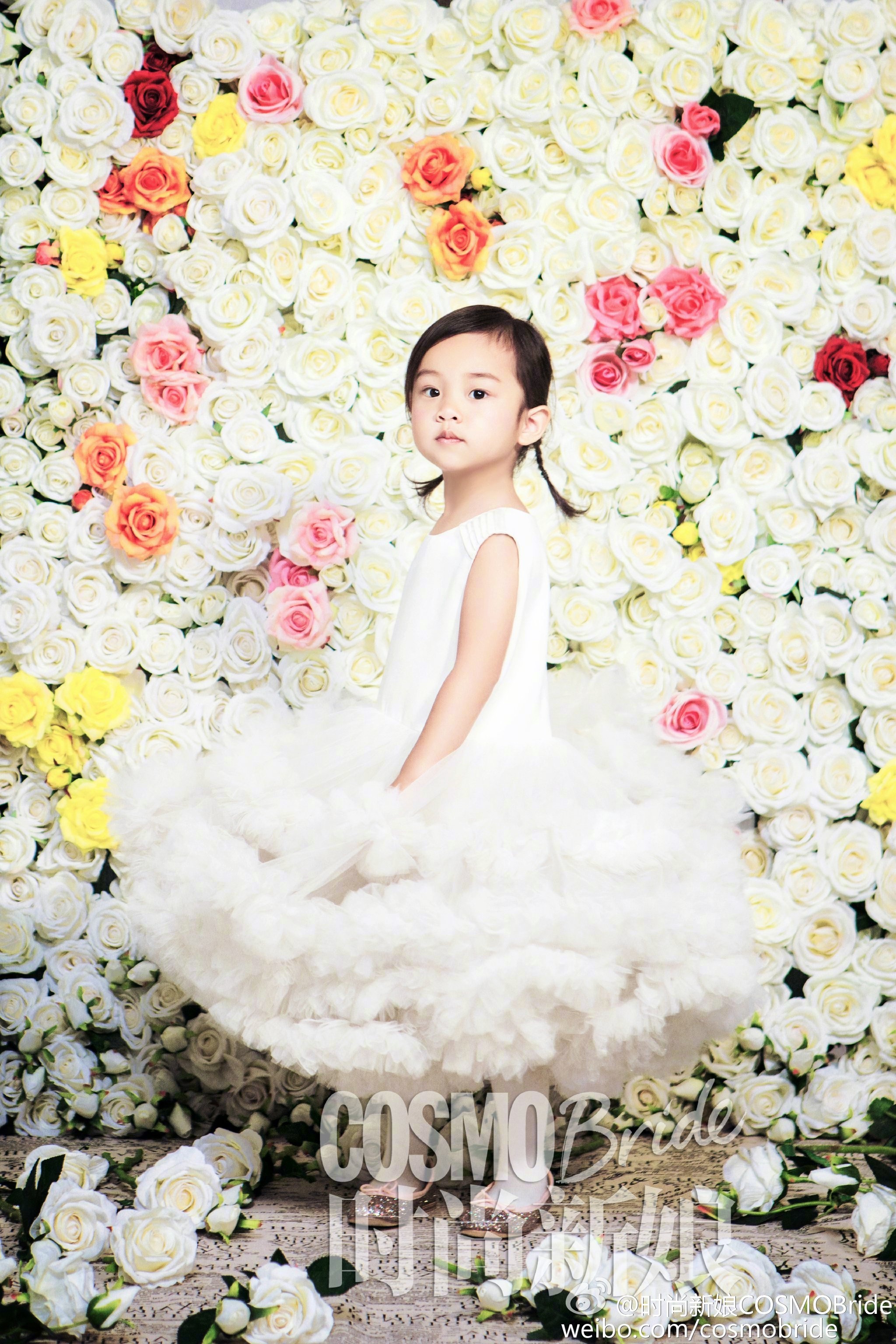 甜馨独立登时尚封面