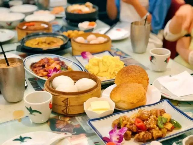 最地道的tvb茶餐厅美食都藏在春熙路地铁口,还去什么香港?