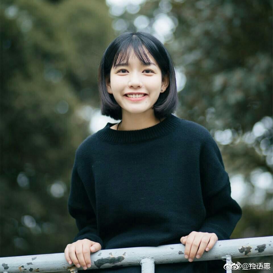 王心怡图片_房东的猫图片