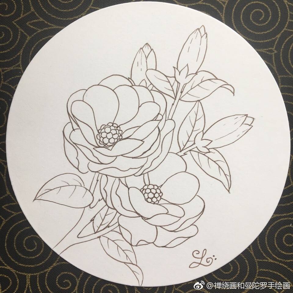 小清新花卉线稿水彩马克笔