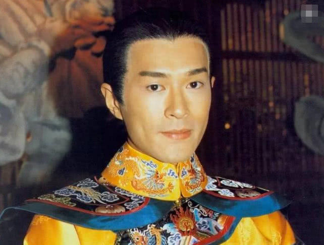 6个版本乾隆:张国立经典,郑少秋风流,而他表示再不演皇帝!