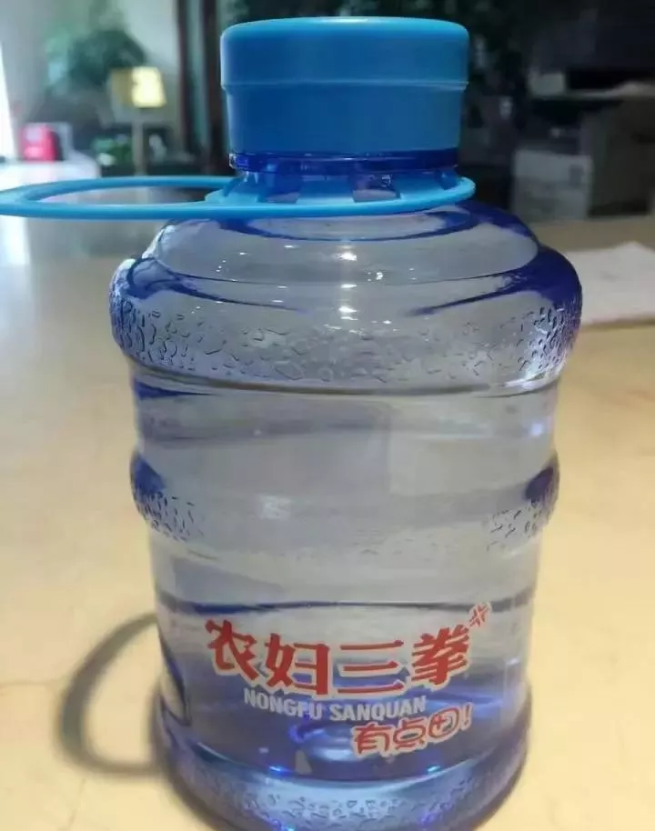 网友晒买到的奇葩假货,十个表情帝都演不出看完后的百感交集