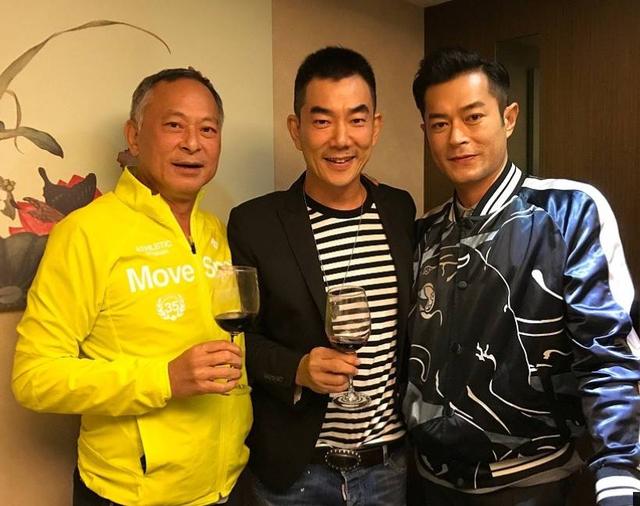 任贤齐和古天乐合影,也是两位杨过再次同框.