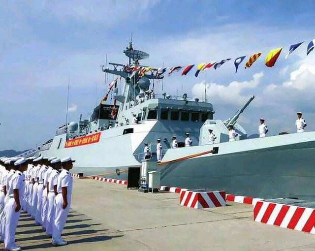 "3·14"海战功勋战舰南充号重生,让世界体会中国6周一艘的速度