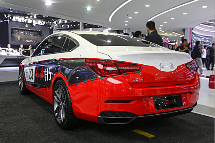 红旗也玩儿赛车了 北京车展惊现h5改装版