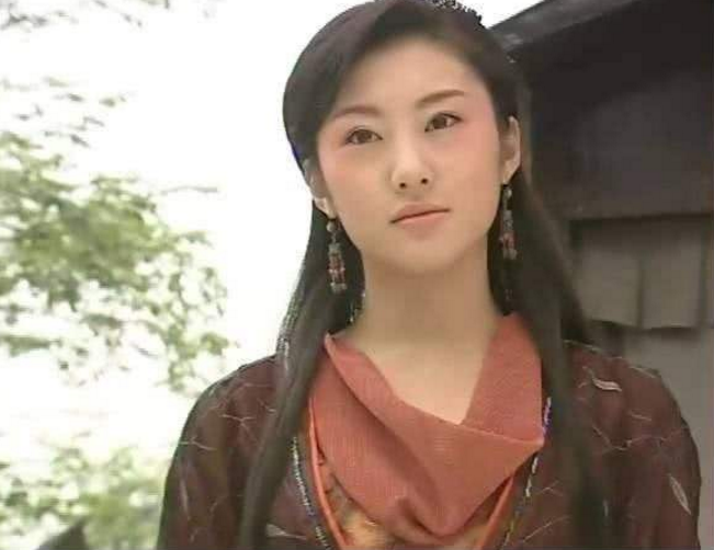 嫁给聂远3年后离婚,如今36岁却美如少女|水月洞天|王惠|聂远_新浪新闻