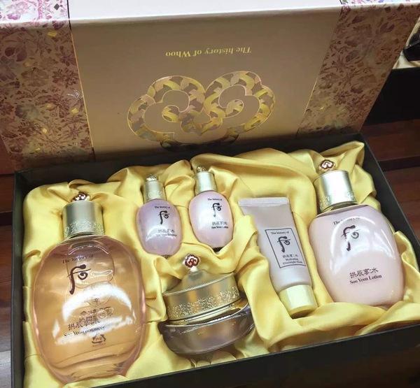 温和保湿椰油洗面奶