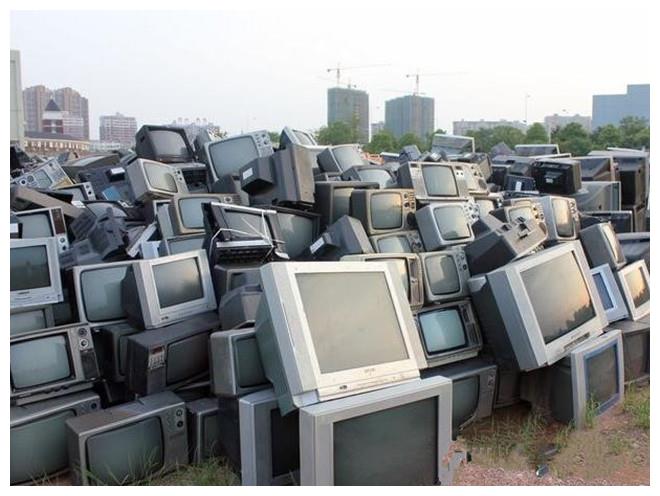 废旧电视别卖掉一招教你变废为宝能省很多钱
