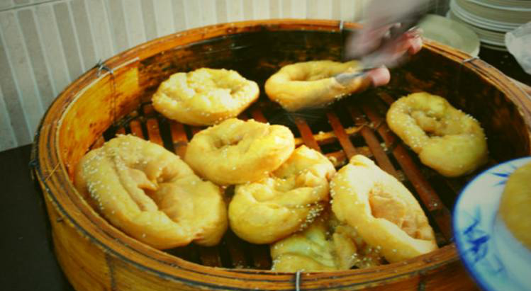 广东街头的特色风味小吃,看着太馋人,尤其是第三个_新浪看点