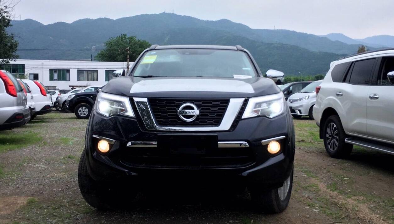 全新日产途达7座版车型首曝光,换装2.5t柴油机,霸道看了也羡慕