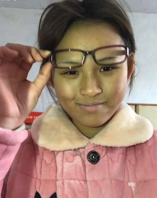 28岁的农村大妈遭老公嫌弃要离婚,化妆后美得连亲妈都认不出来