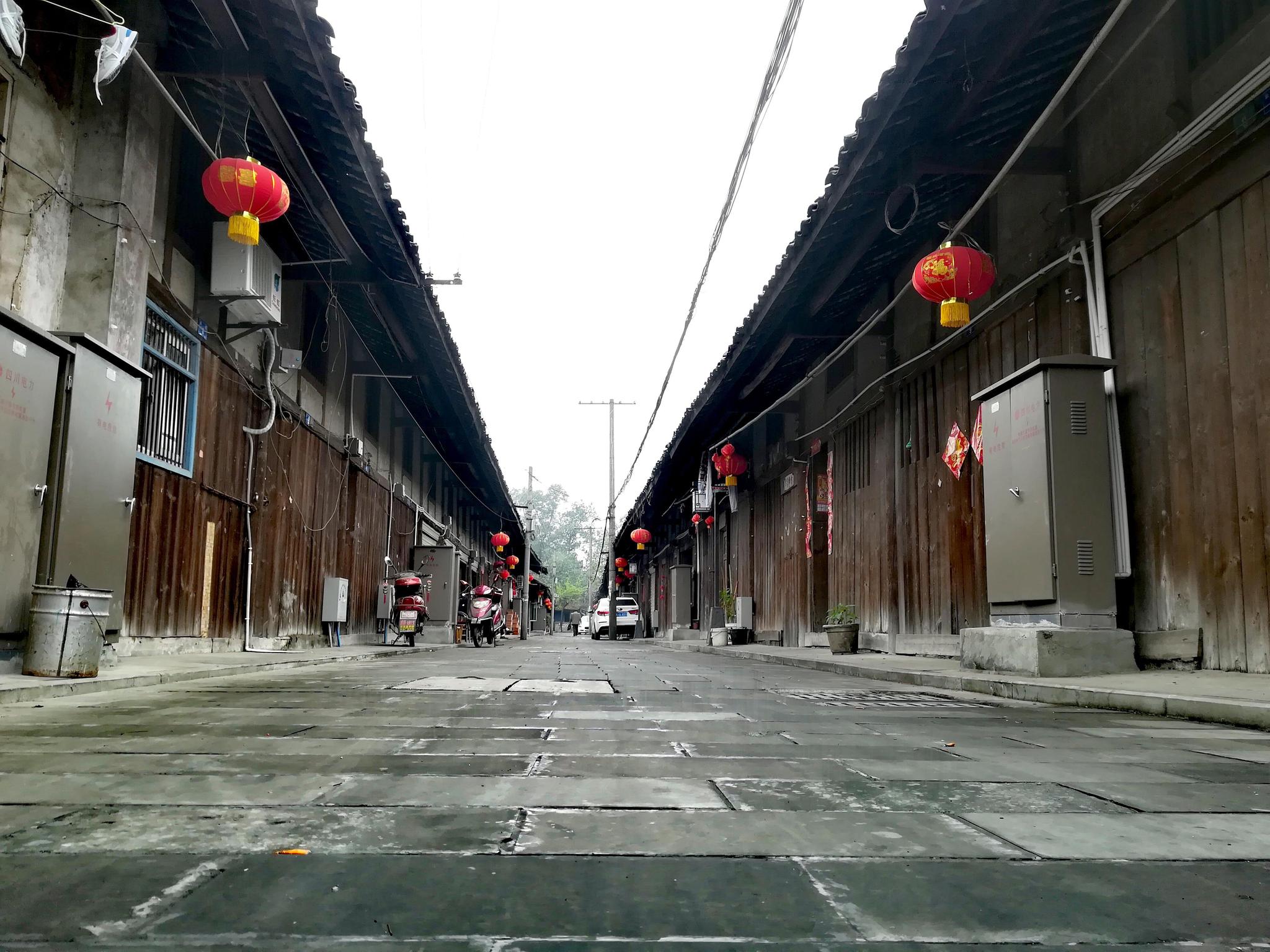 彭镇,四川省成都市双流县两大古镇,人们称其为四川最真实的不老古镇.