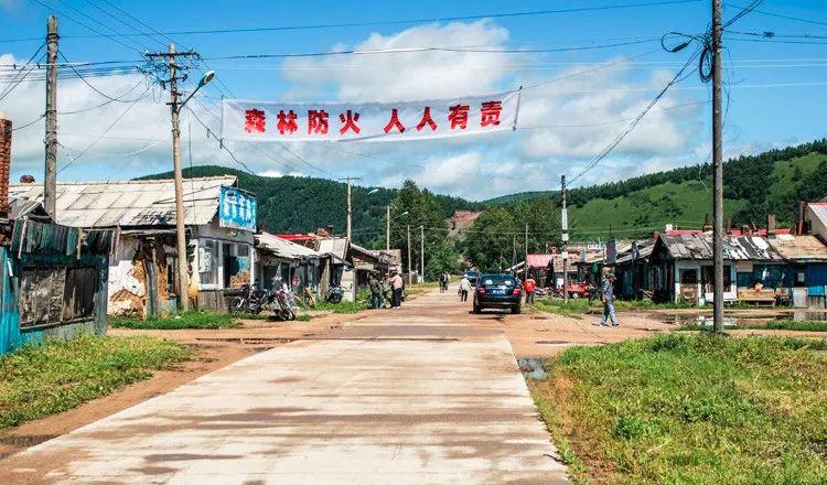 这里是被时间忘记的世外桃源:大乌苏小镇