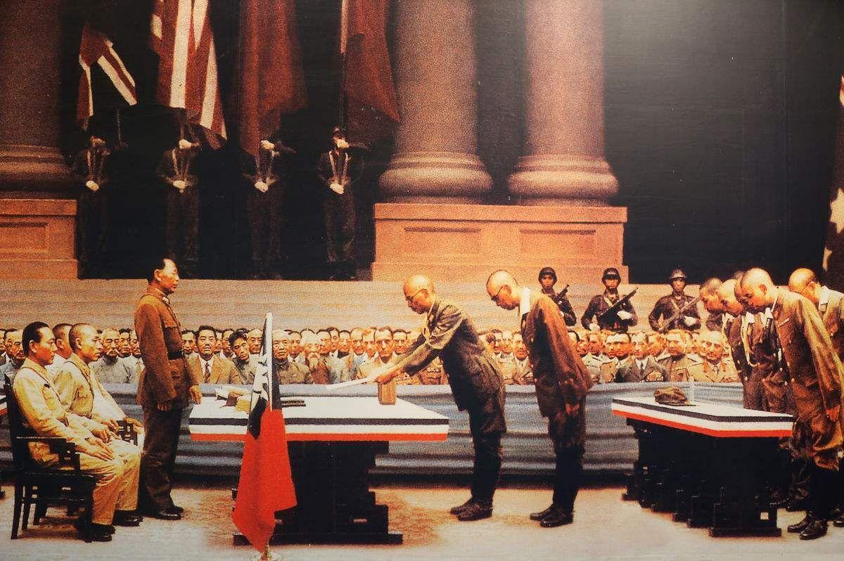 日本投降后军队有600万以上的军队,根据战后的协议,日军的军事力量被