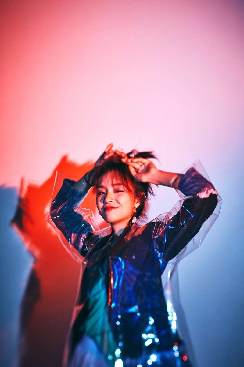 张婉清全新单曲《向我》上线  鼓励大家活出真情实感