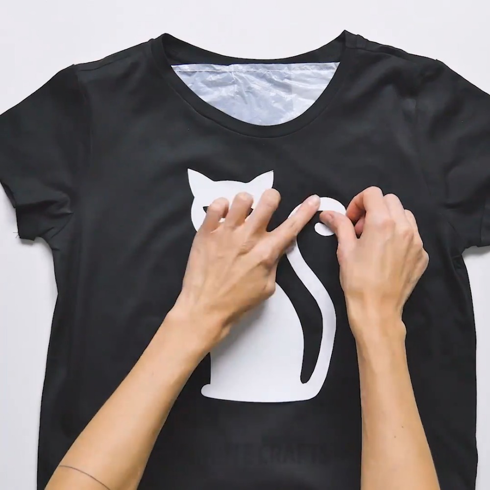 手工diy 简单和独特的方式装饰你的t恤