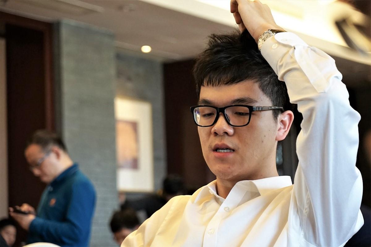 柯洁挣断围甲连败链锁 连笑掀翻"大山"李世石