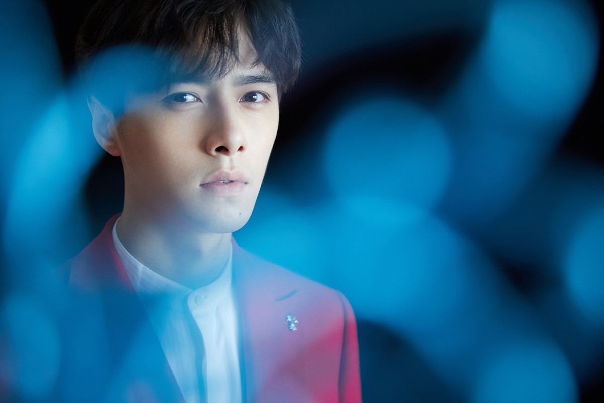 方逸伦西装系列写真曝光禁欲解锁荷尔蒙爆棚