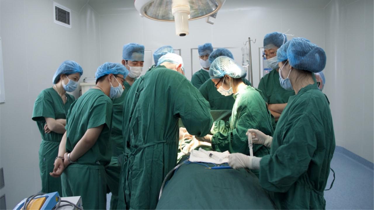 印度男人和新娘结婚,为什么要五花大绑?我猜中开头,猜不中结尾