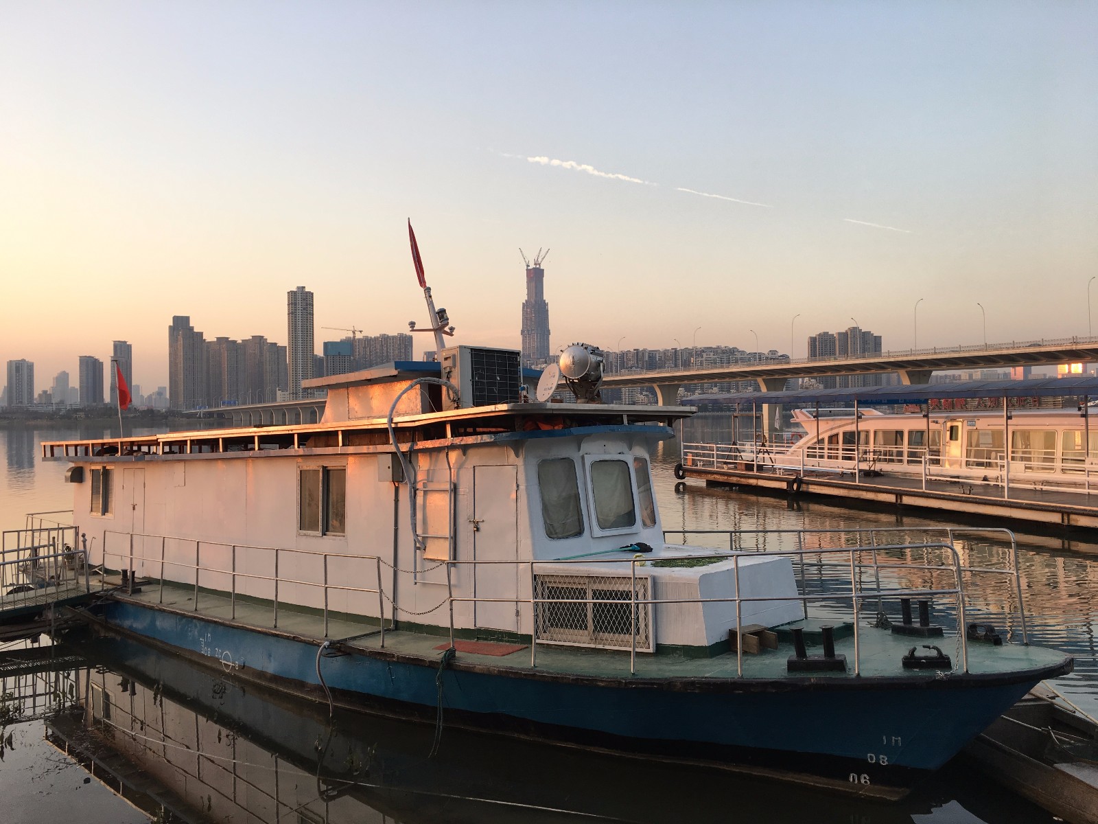 东湖游船(武汉 东湖风景区)
