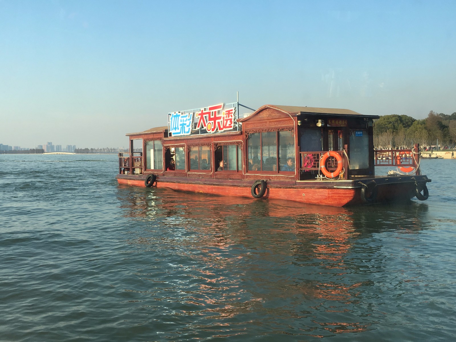 东湖游船武汉东湖风景区
